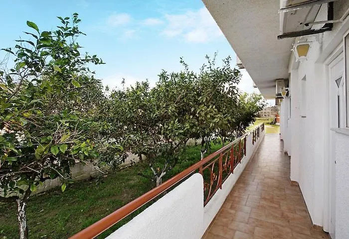 Bekiri's Αλυκανάς